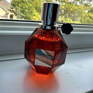 Viktor & Rolf Flowerbomb Tigerlily 1.7oz perfume